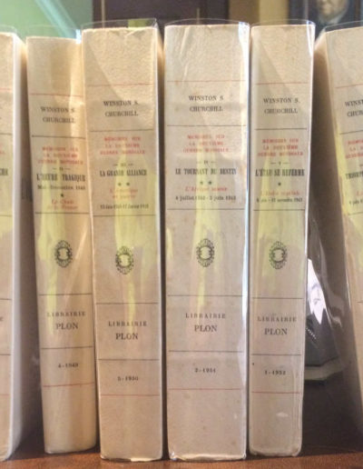 6vols WW2 in French. Signed by the author Winston Churchill