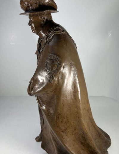 WSC Bronze Statue Knight of the Garter-side view