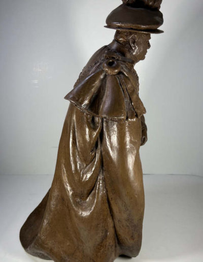 WSC Bronze Statue Knight of the Garter-side view2