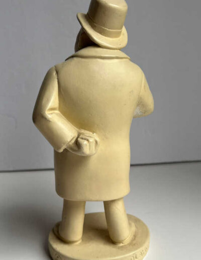 Churchill Chalkware Statue by Verdan Lolayne: Back View