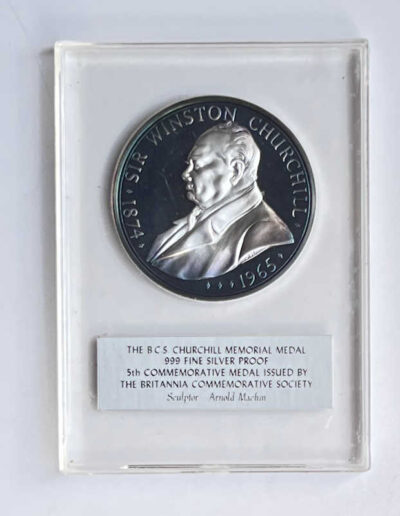 Churchill Memorial Medal Machin: With Cover On