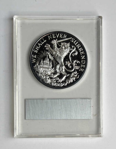 Churchill Memorial Medal, Machin: Reverse