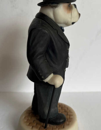 Side View: Robert Harrop's Doggie People Bull Dog Winston Churchill