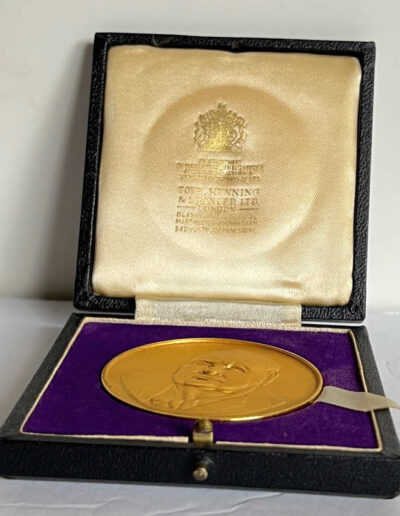 Churchill Memorial Medal, 1965 in Original Presentation Case