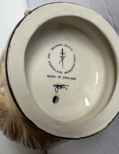 Winston Churchill Bust (base): Michael Sutty