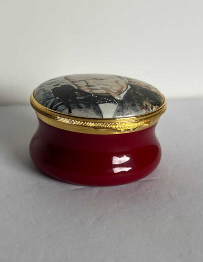 Winston Churchill Portrait Enamel Box: Side View