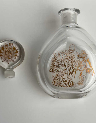 Churchill Crystal Decanter Broken Stopper - White BG