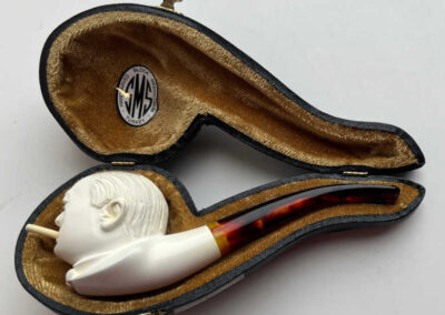 Meerschaum Pipe in Custom-made Presentation Case