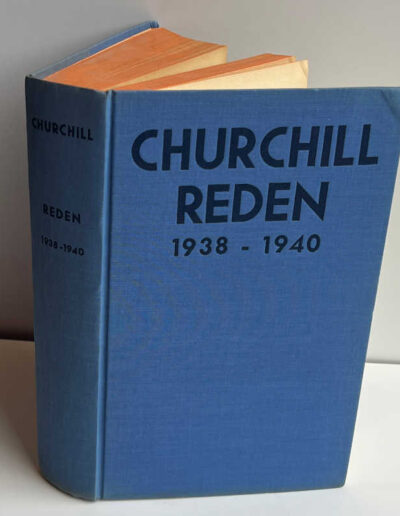 Reden Churchill's 'Into Battle' - Blue Boards