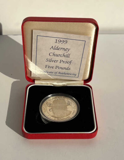Alderney £5 Churchill Coin with COA