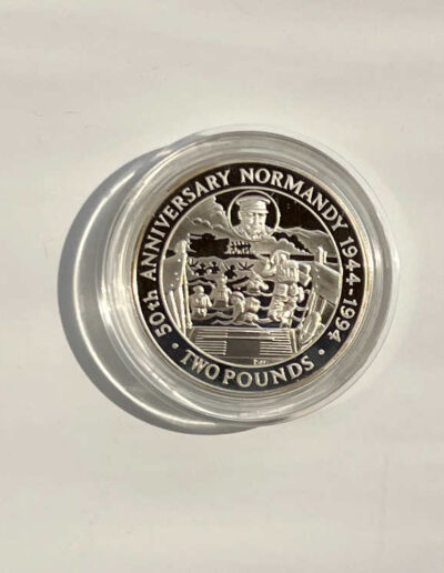 Bailiwick of Guernsey Coin Churchill Normandy 2 Pounds