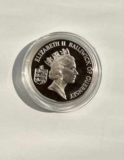 Bailiwick of Guernsey Coin Churchill Normandy 2 Pounds-reverse
