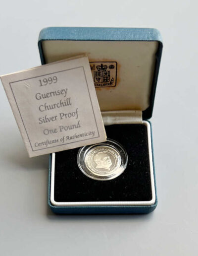Churchill Coin Guernsey 1999 1Pound in Box